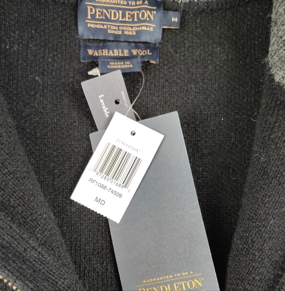 NWT PENDLETON MEN'S SHETLAND COLLECTION SWEATER VEST SIZE MEDIUM $139 - Picture 6 of 9